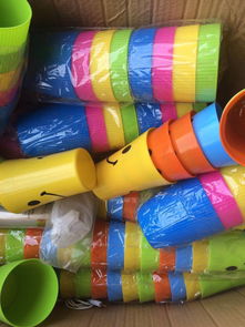 福大德超市倒闭启示录 地摊“论斤卖”背后的市场变局